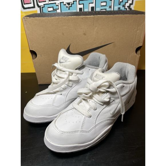 Womens Air Carry Nike Size 7 Golf Shoes w/ Metal Cleats Wht/Lt Zen Grey-Dark - Picture 1 of 12